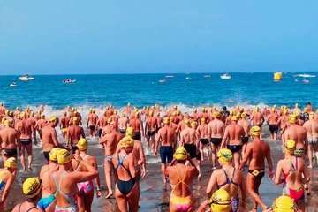 XIII Travesía a Nado entre Taurito y Playa de Mogán (Foto TA)